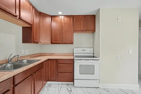 3203 West Daniel Street Champaign IL 61821