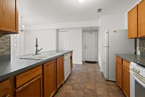 1651 Linden Park Lane Aurora IL 60504