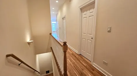 509 North Hartland Court Chicago IL 60622