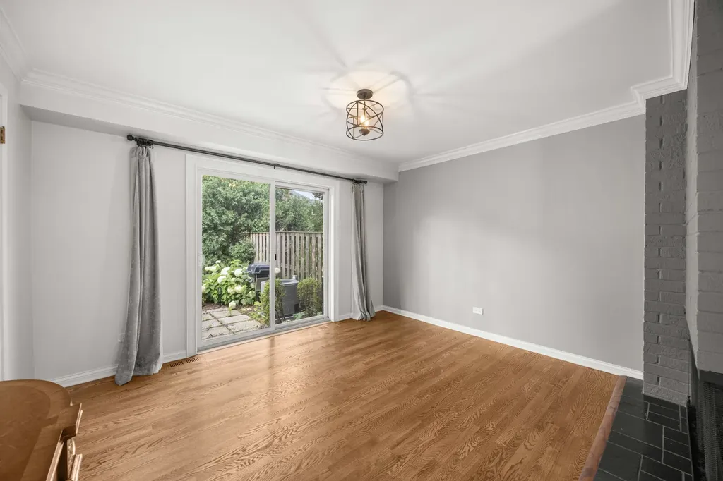 19W010 Avenue Normandy East Avenue Oak Brook IL 60523