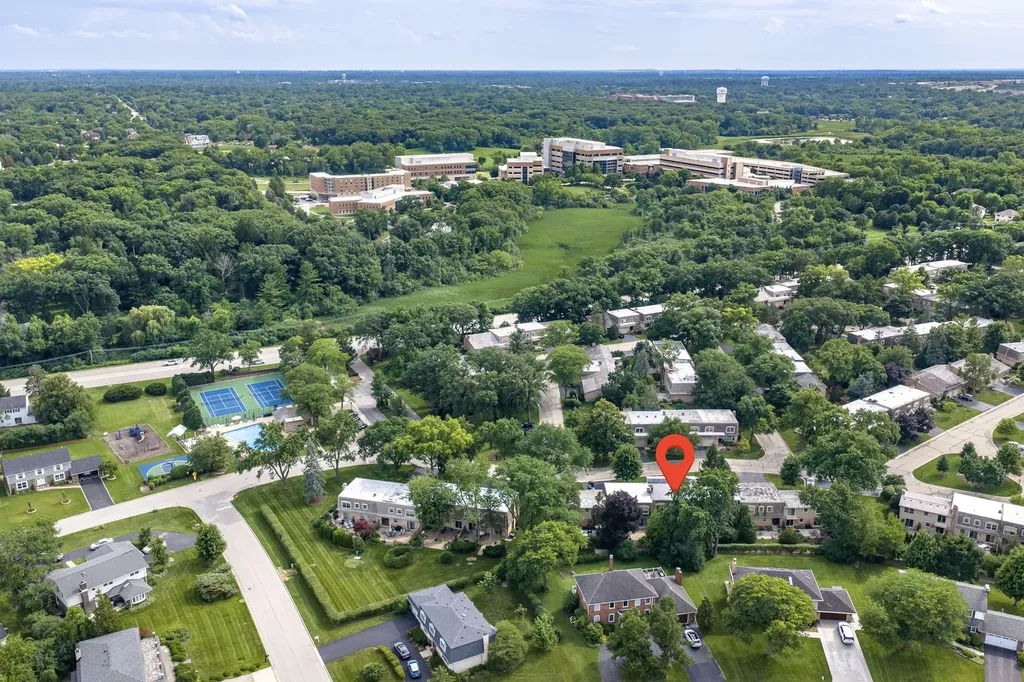 19W010 Avenue Normandy East Avenue Oak Brook IL 60523