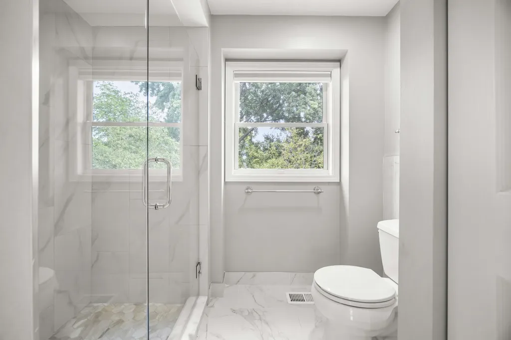 19W010 Avenue Normandy East Avenue Oak Brook IL 60523