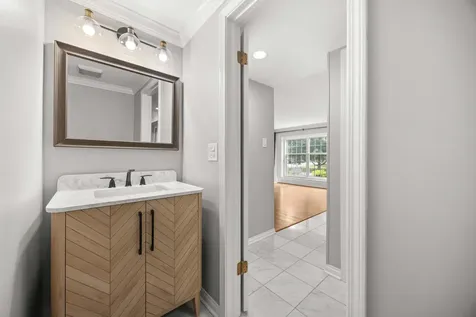 19W010 Avenue Normandy East Avenue Oak Brook IL 60523