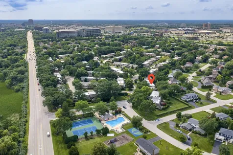 19W010 Avenue Normandy East Avenue Oak Brook IL 60523