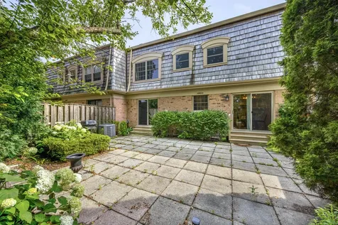 19W010 Avenue Normandy East Avenue Oak Brook IL 60523