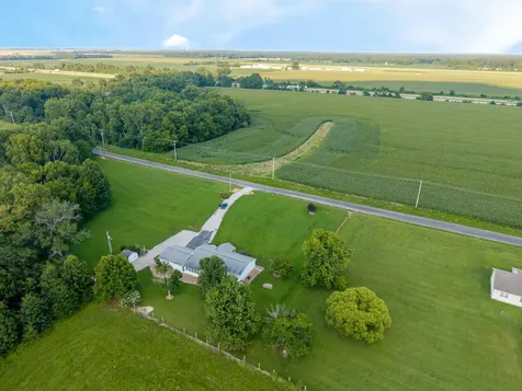 4581 Hotze Road Salem IL 62881