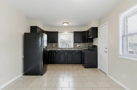 796 East 163rd Street South Holland IL 60473