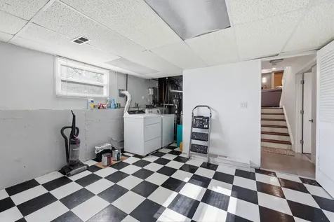 7798 Asbury Circle S Hanover Park IL 60133