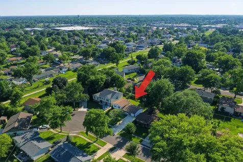 7798 Asbury Circle S Hanover Park IL 60133