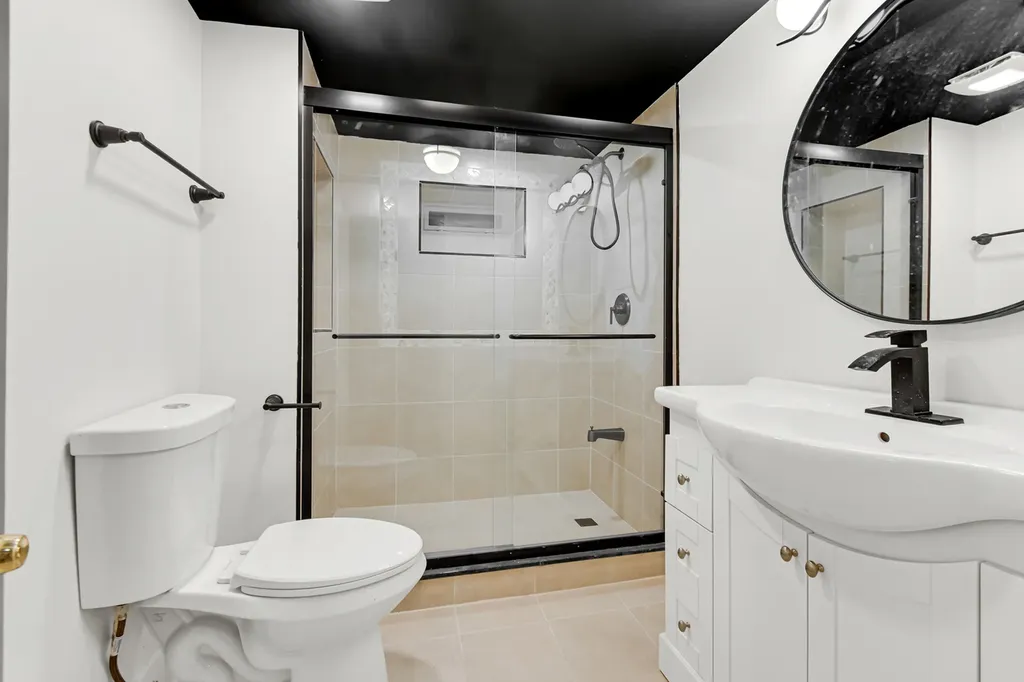 540 West 111th Street Chicago IL 60628