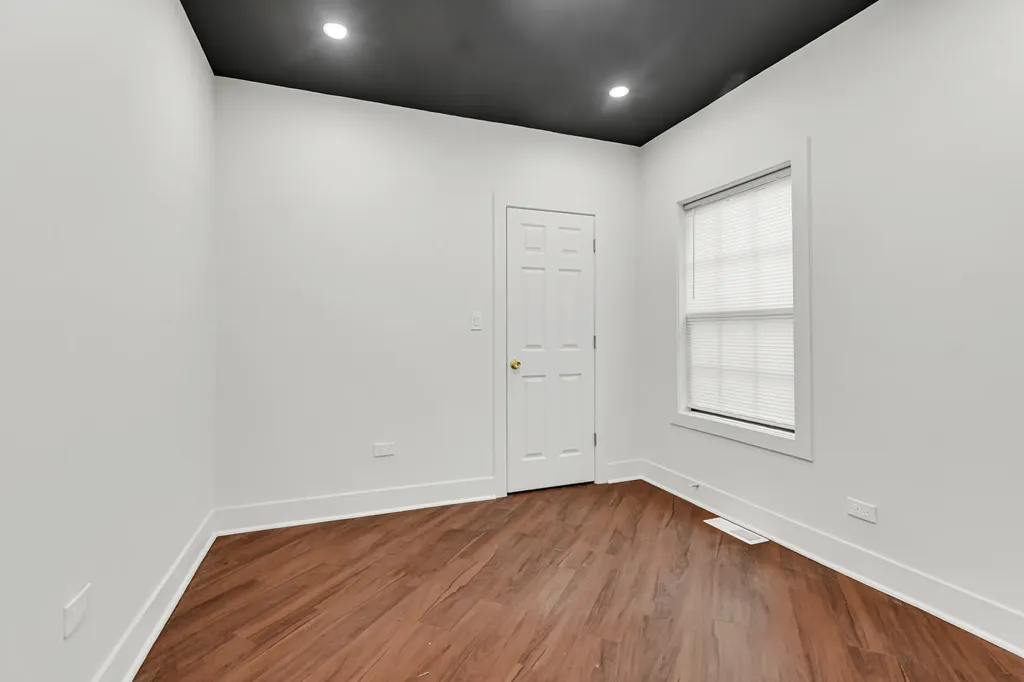 540 West 111th Street Chicago IL 60628