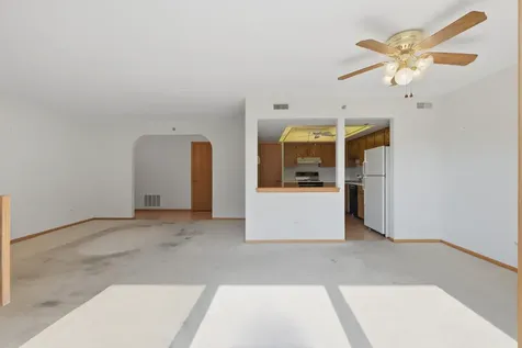 9164 Del Prado Drive Palos Hills IL 60465