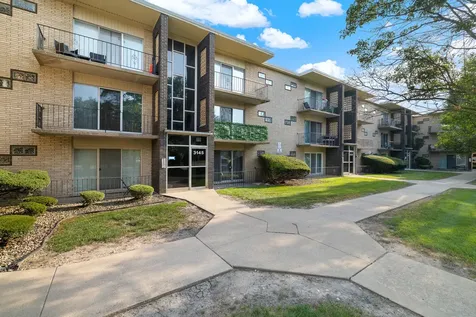 3145 Bernice Road Lansing IL 60438