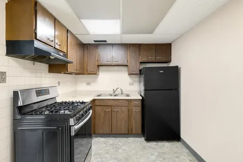 3145 Bernice Road Lansing IL 60438