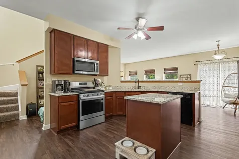 2404 Cactus Court Plainfield IL 60586