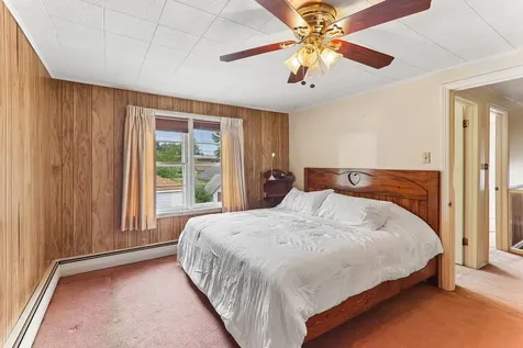 2218 Pearsall Parkway Waukegan IL 60085