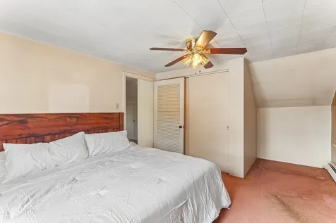 2218 Pearsall Parkway Waukegan IL 60085