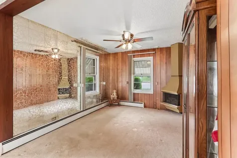2218 Pearsall Parkway Waukegan IL 60085