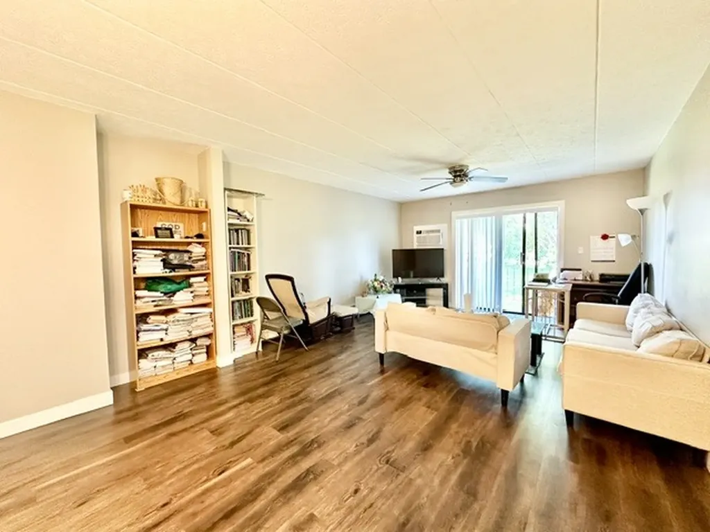 264 East Bailey Road Naperville IL 60565