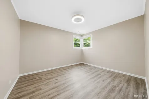 17555 Howe Avenue Homewood IL 60430