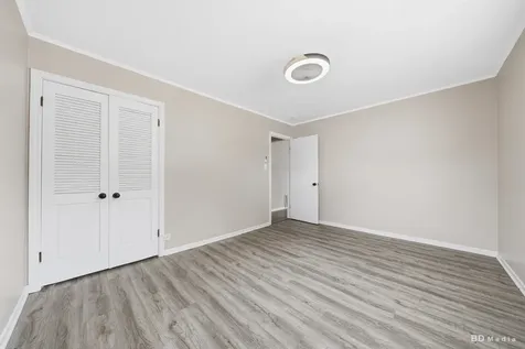 17555 Howe Avenue Homewood IL 60430