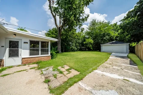 17555 Howe Avenue Homewood IL 60430