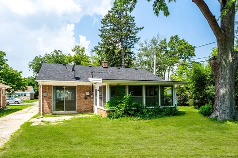 17555 Howe Avenue Homewood IL 60430