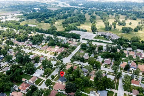 17555 Howe Avenue Homewood IL 60430