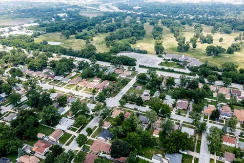 17555 Howe Avenue Homewood IL 60430