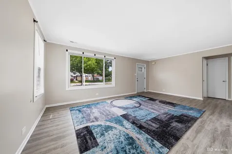 17555 Howe Avenue Homewood IL 60430