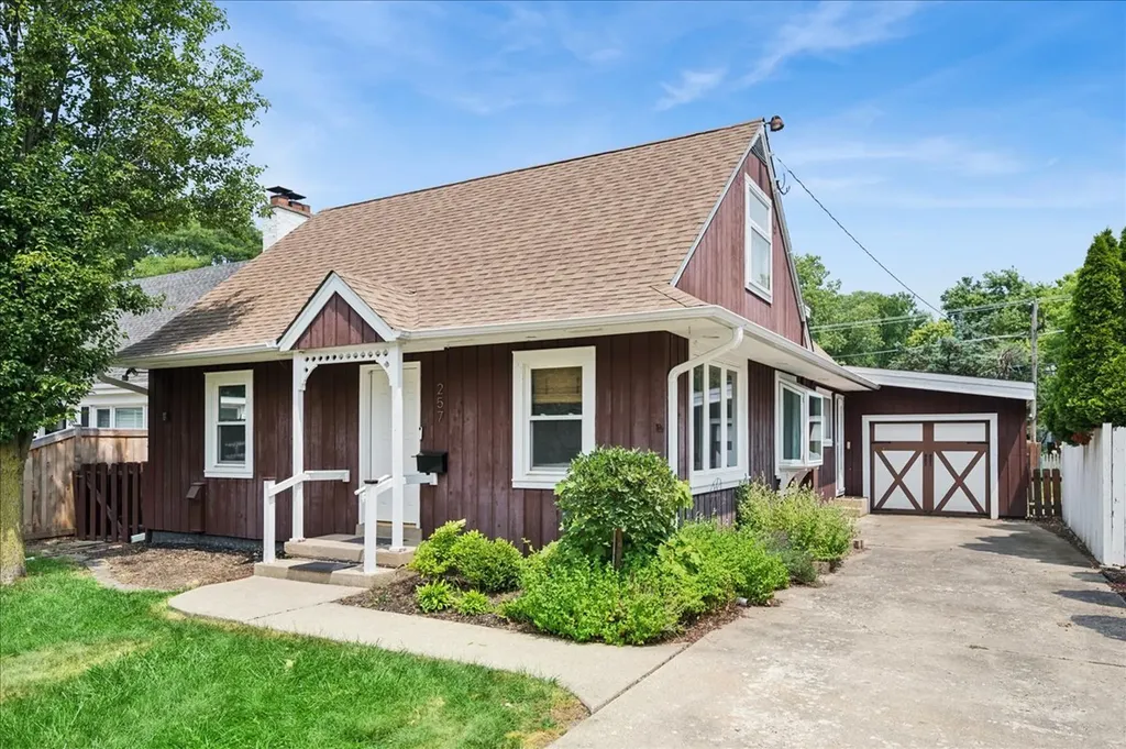 257 Latrobe Avenue Northfield IL 60093
