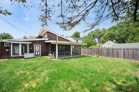 257 Latrobe Avenue Northfield IL 60093