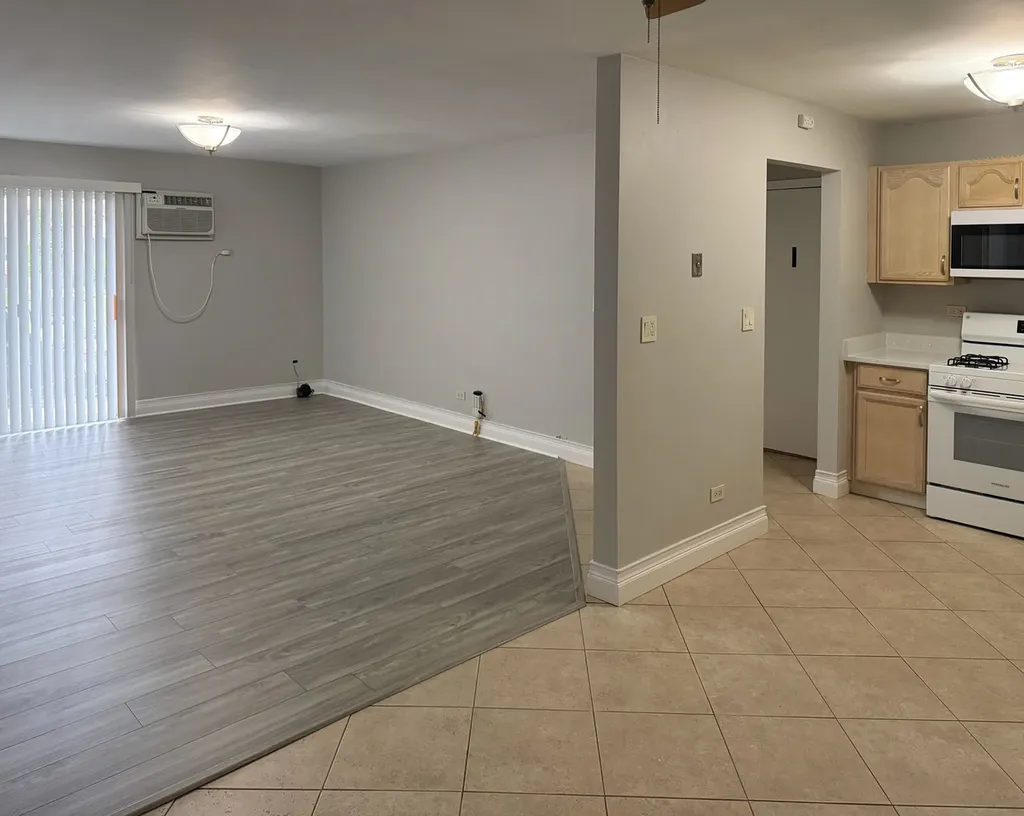 9S070 Frontage Road Willowbrook IL 60527