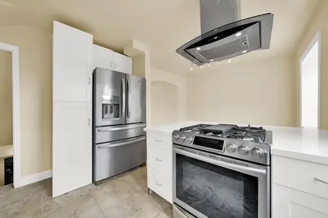 7221 West Summerdale Avenue Chicago IL 60656
