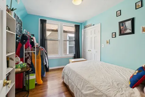 1946 West Summerdale Avenue Chicago IL 60640
