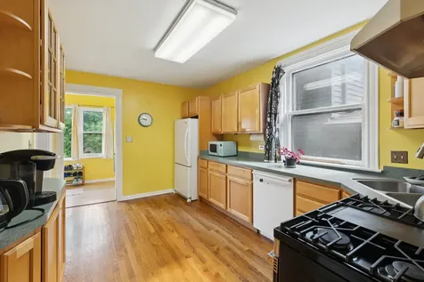 1946 West Summerdale Avenue Chicago IL 60640
