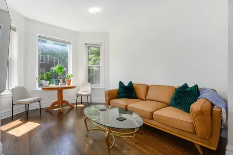 2703 North Sacramento Avenue Chicago IL 60647