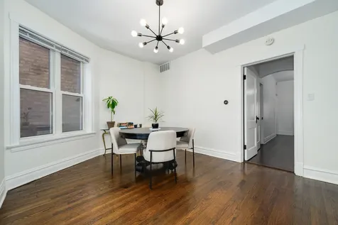 2703 North Sacramento Avenue Chicago IL 60647