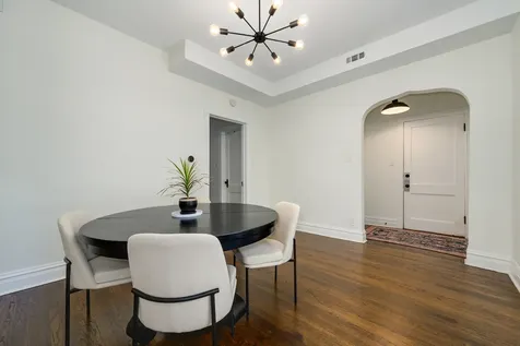 2703 North Sacramento Avenue Chicago IL 60647