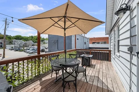 1520 6TH Avenue Moline IL 61265
