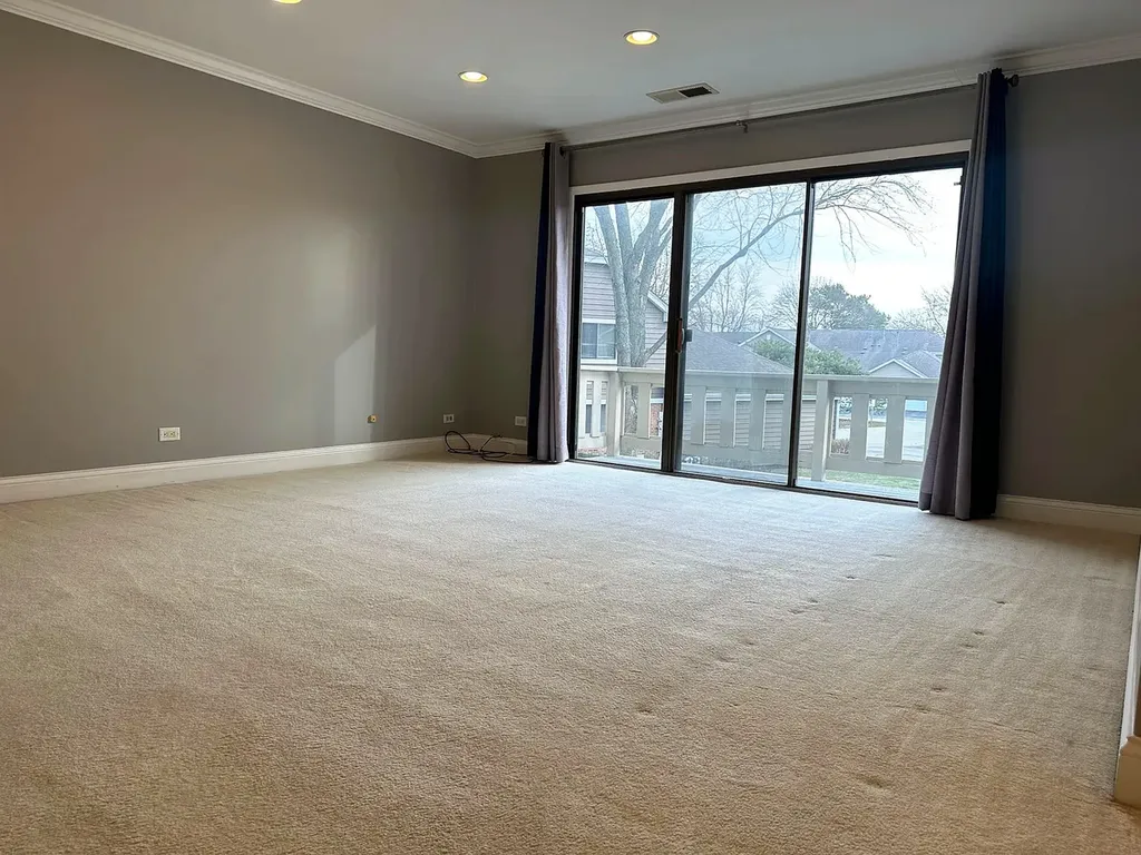 351 Newgate Court Schaumburg IL 60193
