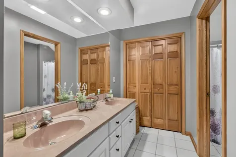 2841 Emerald Drive Ottawa IL 61350