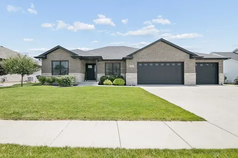 2254 Trappers Lane Bourbonnais IL 60914