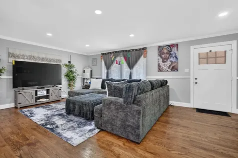 2844 193RD Street Lansing IL 60438