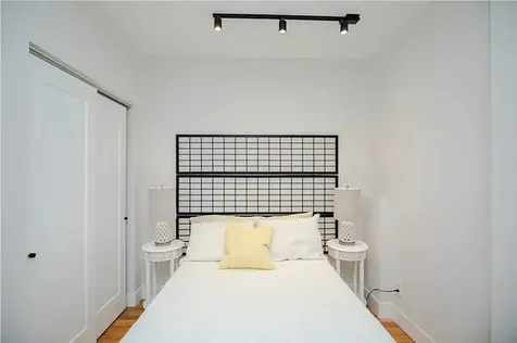 4236 North Kenmore Avenue Chicago IL 60613