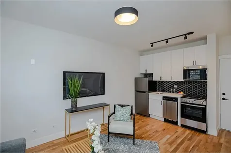 4236 North Kenmore Avenue Chicago IL 60613