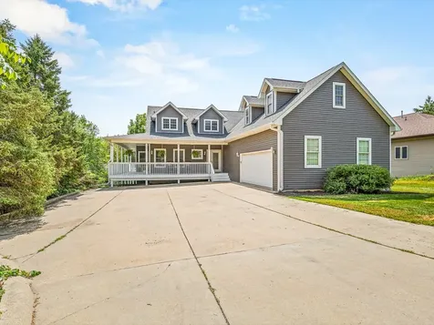 1393 Chadbourne Drive Davis IL 61019