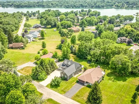 1393 Chadbourne Drive Davis IL 61019