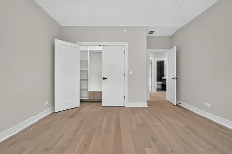 1841 Western Avenue Northbrook IL 60062