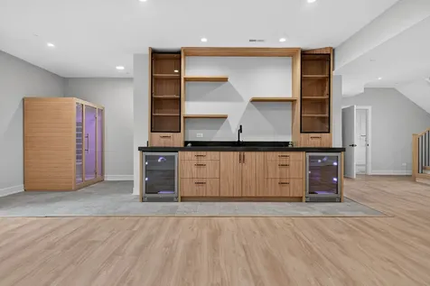 1841 Western Avenue Northbrook IL 60062